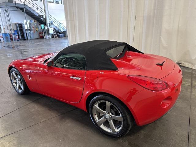 used 2006 Pontiac Solstice car, priced at $13,915