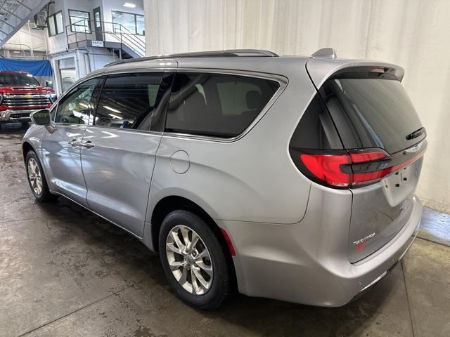 used 2021 Chrysler Pacifica car, priced at $28,862