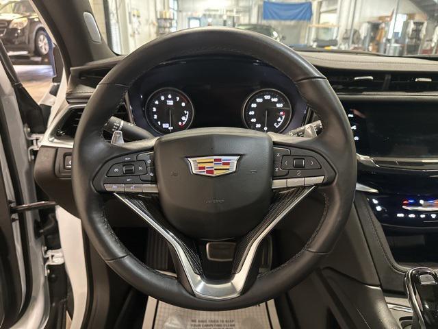 used 2025 Cadillac XT6 car, priced at $55,636