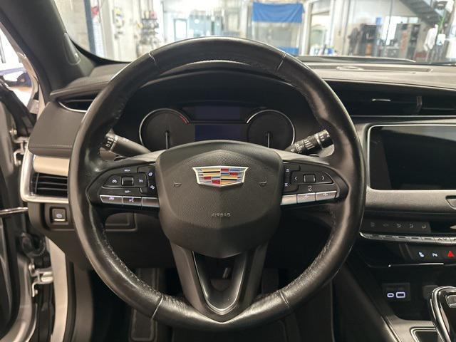used 2021 Cadillac XT4 car, priced at $22,222