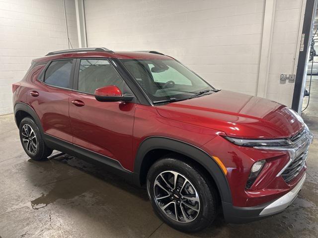 new 2025 Chevrolet TrailBlazer car, priced at $28,080