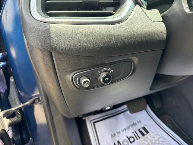used 2022 Chevrolet Equinox car, priced at $19,999