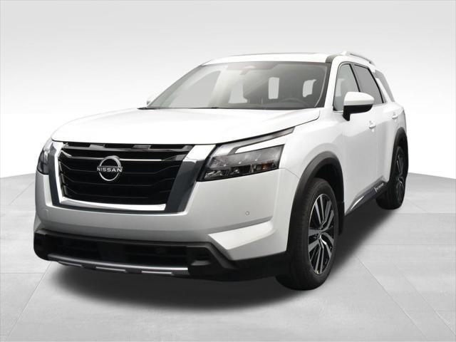 new 2025 Nissan Pathfinder car, priced at $46,722