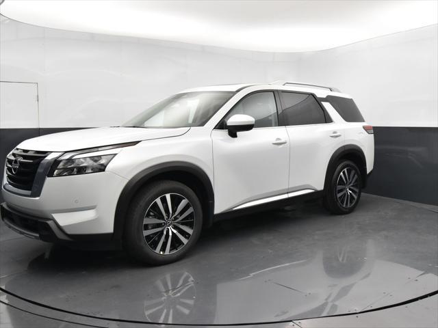 new 2025 Nissan Pathfinder car, priced at $45,997