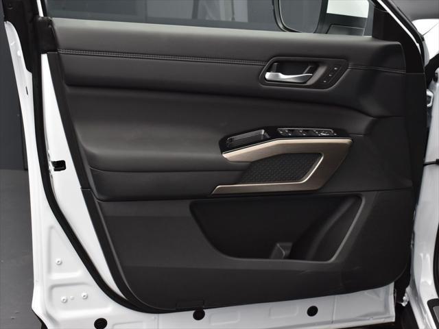 new 2025 Nissan Pathfinder car, priced at $45,997