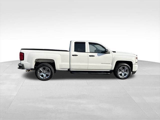used 2018 Chevrolet Silverado 1500 car, priced at $25,734