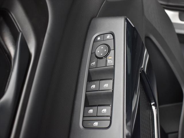 new 2025 Nissan Pathfinder car, priced at $34,390