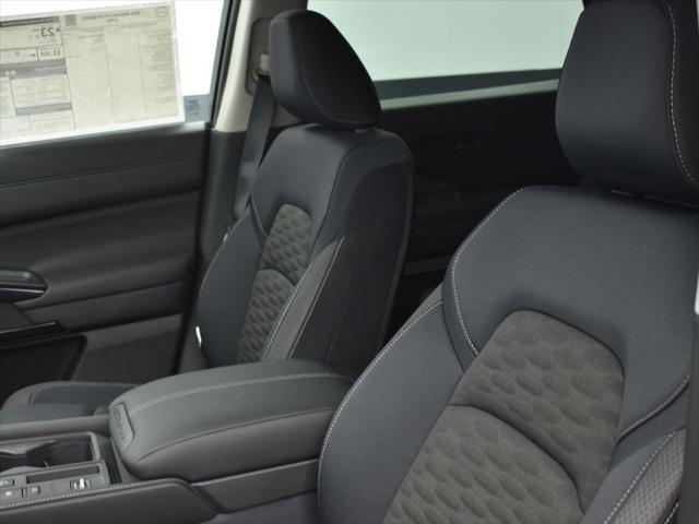new 2025 Nissan Pathfinder car, priced at $34,390