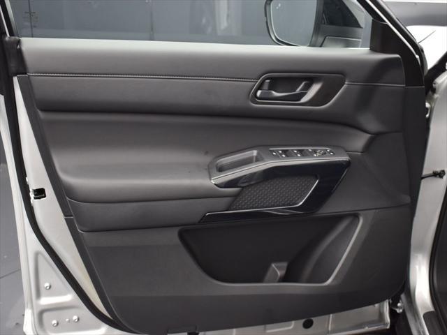 new 2025 Nissan Pathfinder car, priced at $34,390