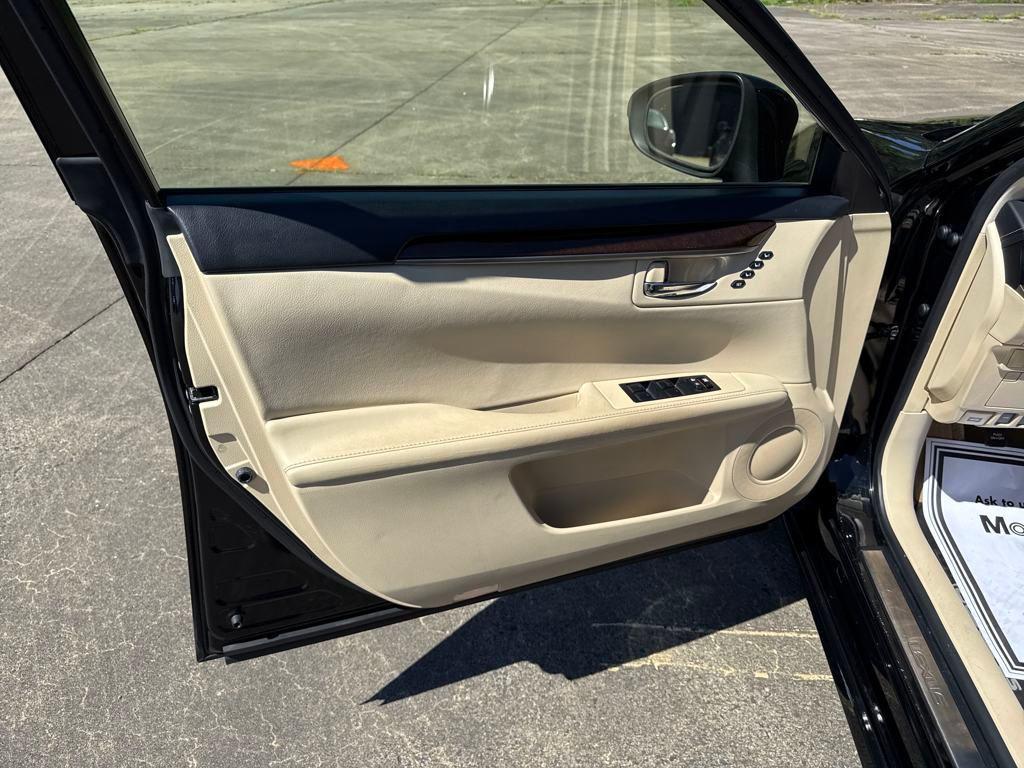 used 2015 Lexus ES 350 car, priced at $17,860