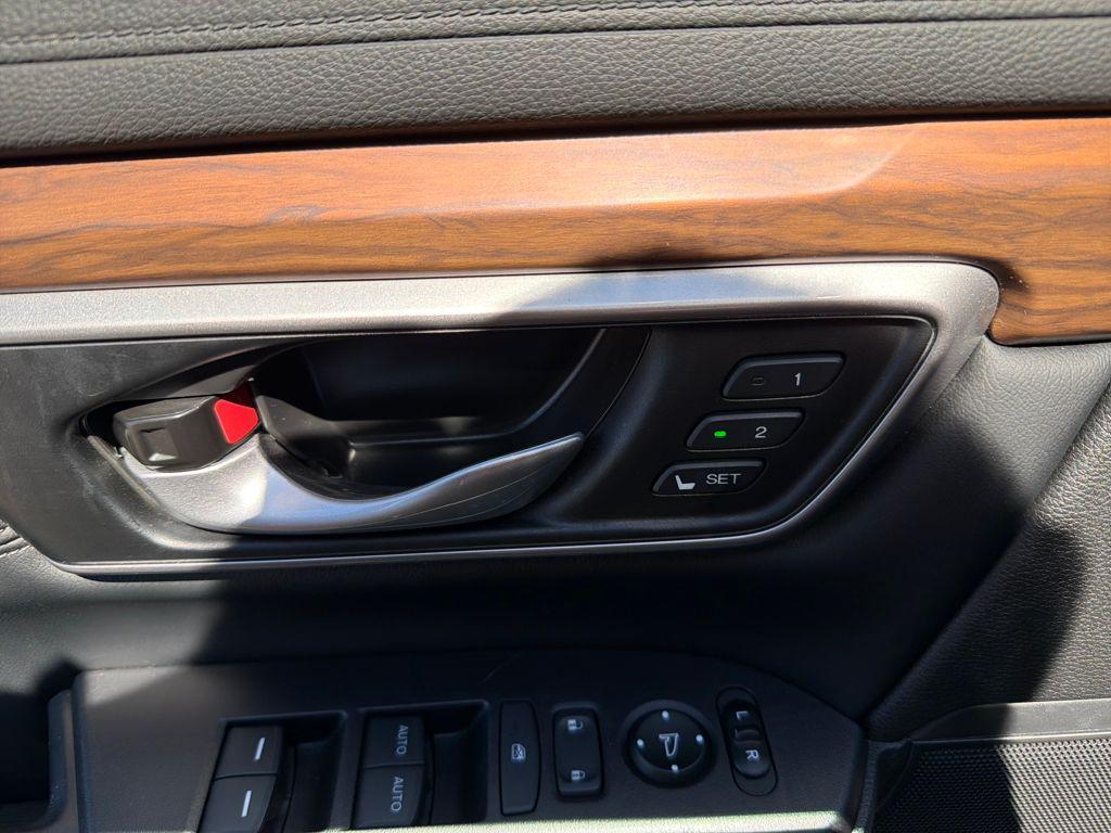 used 2020 Honda CR-V car, priced at $28,746