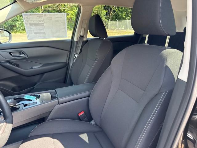 new 2025 Nissan Rogue car, priced at $27,950