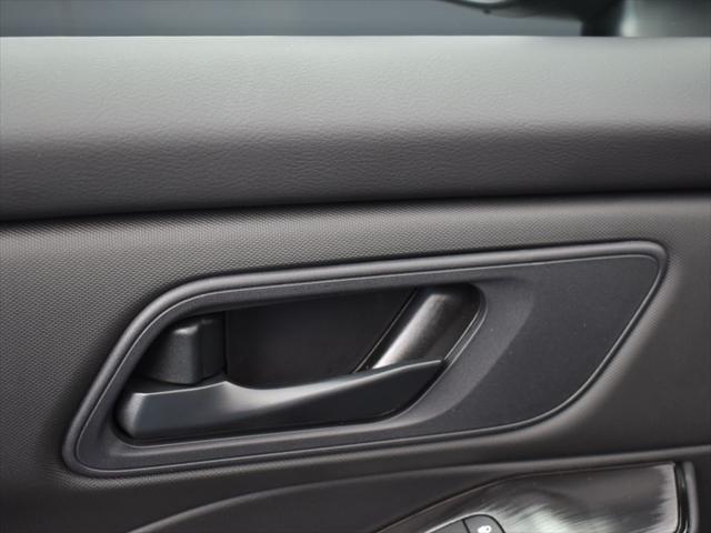 new 2025 Nissan Rogue car, priced at $27,999