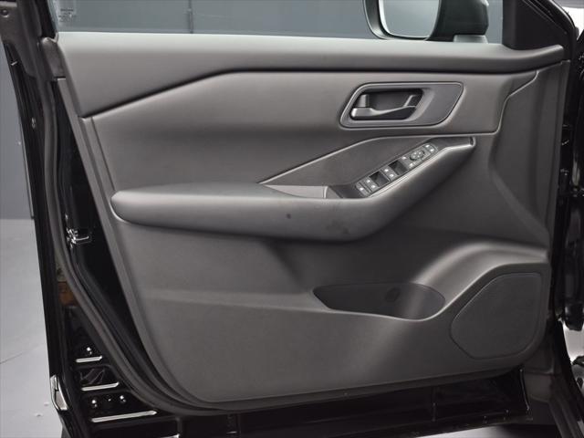 new 2025 Nissan Rogue car, priced at $27,997