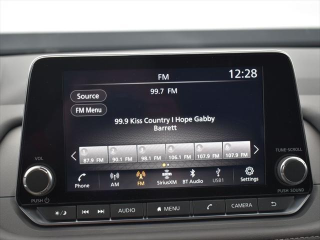 new 2025 Nissan Rogue car, priced at $27,997