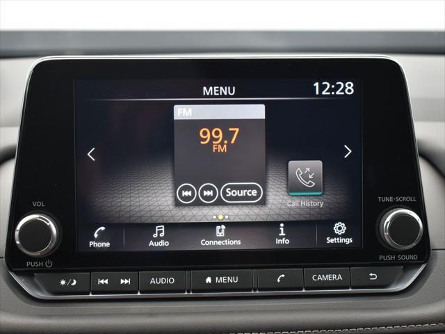 new 2025 Nissan Rogue car, priced at $27,997