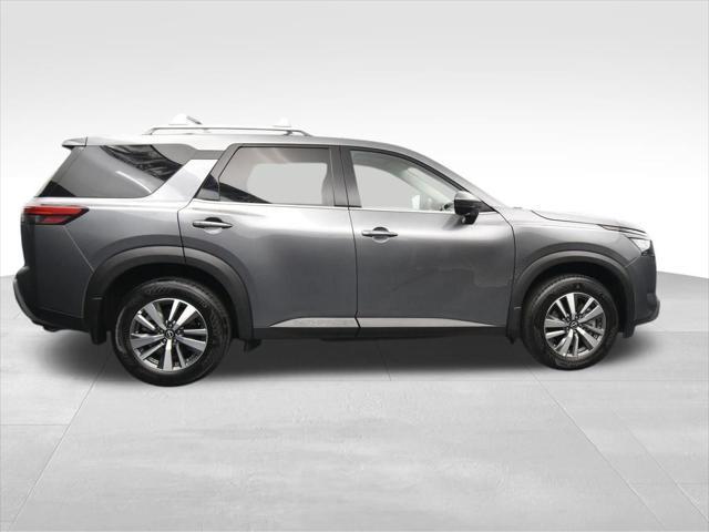 new 2025 Nissan Pathfinder car, priced at $40,284