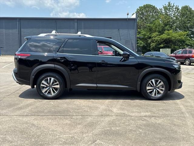 new 2025 Nissan Pathfinder car, priced at $42,084