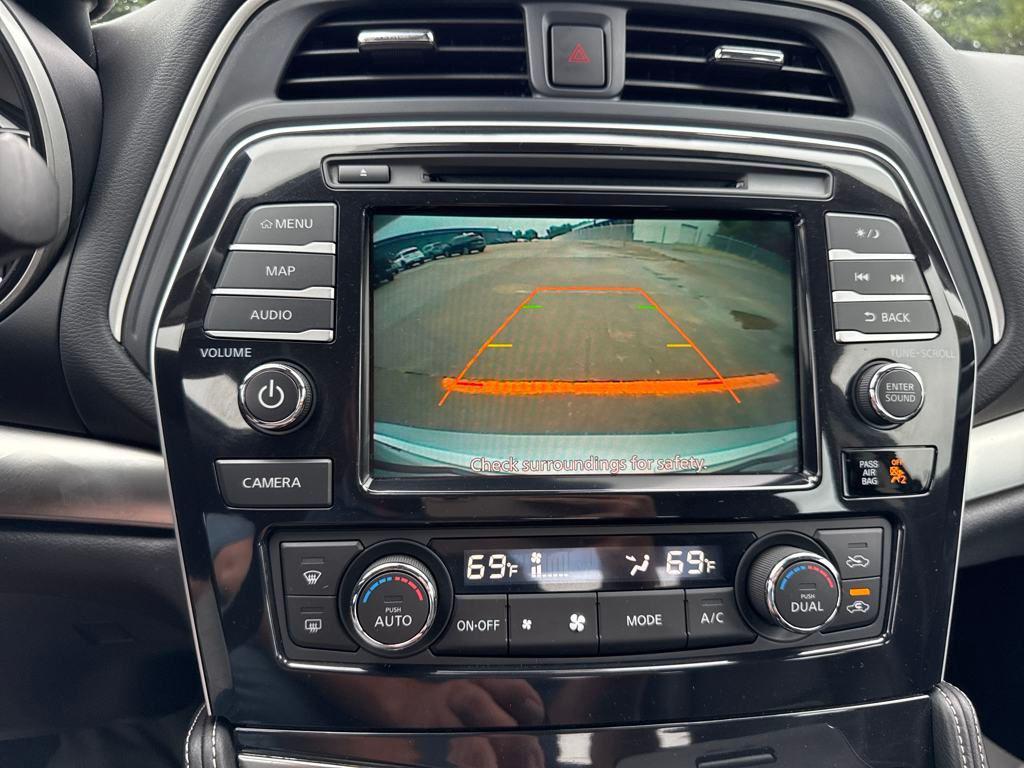 used 2022 Nissan Maxima car, priced at $21,922