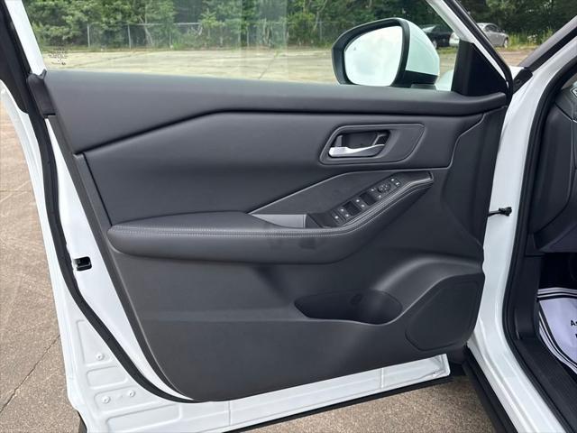new 2025 Nissan Rogue car, priced at $28,701