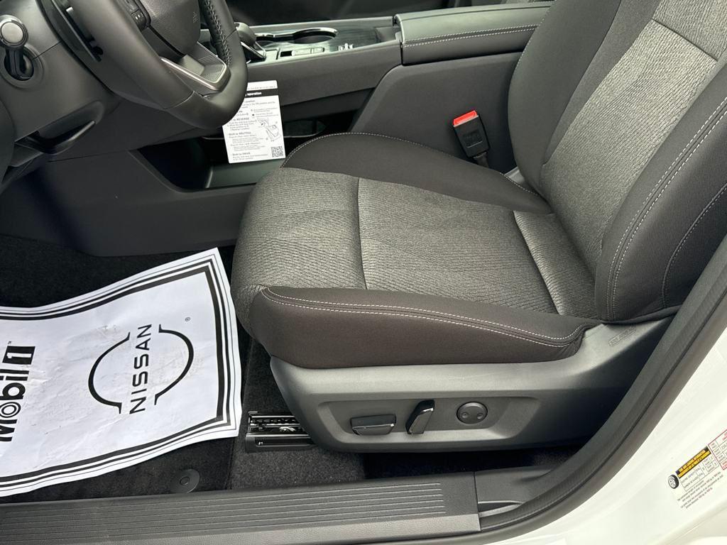 new 2025 Nissan Rogue car, priced at $29,451