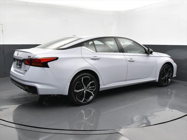 new 2025 Nissan Altima car, priced at $29,352