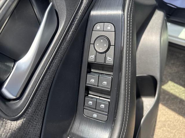 used 2022 Nissan Rogue car, priced at $24,717