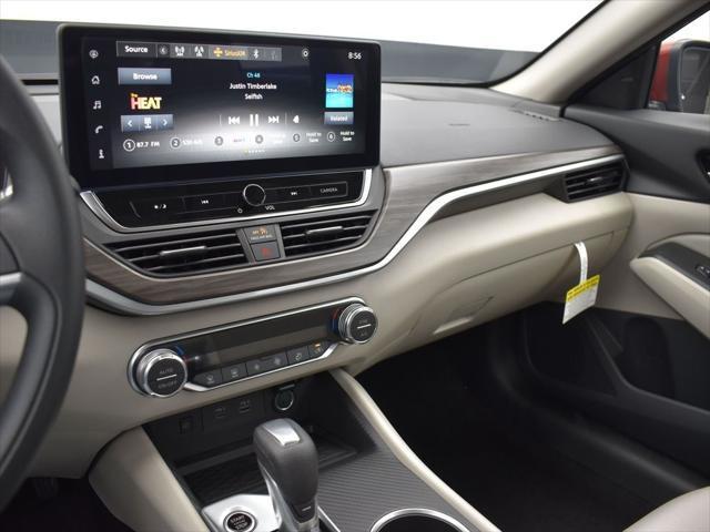 new 2025 Nissan Altima car, priced at $29,220