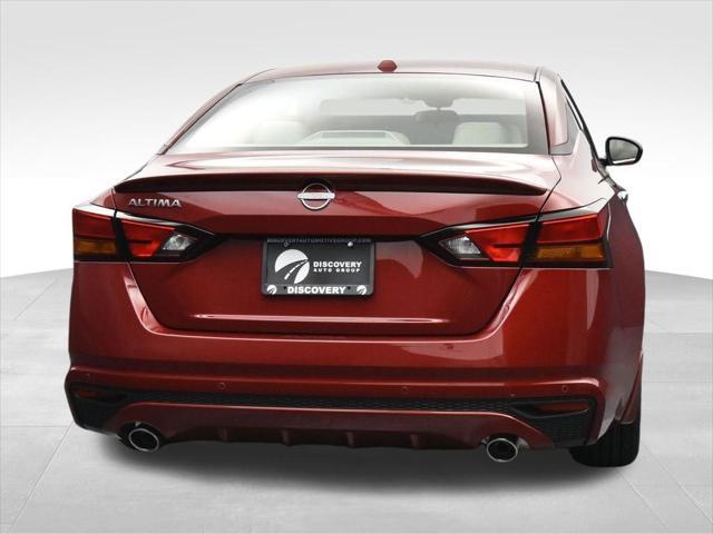 new 2025 Nissan Altima car, priced at $27,699