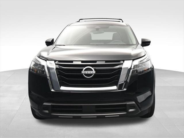 new 2025 Nissan Pathfinder car, priced at $40,692