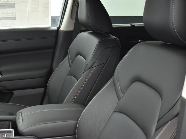 new 2025 Nissan Pathfinder car, priced at $40,228