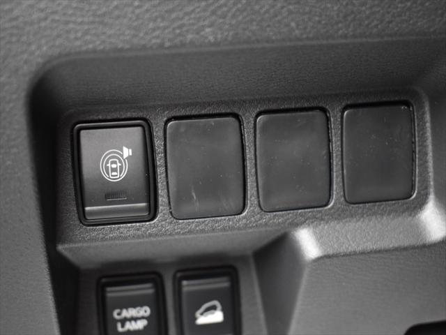 new 2025 Nissan Frontier car, priced at $42,408