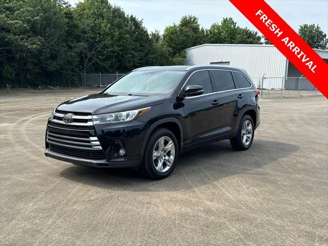used 2017 Toyota Highlander car, priced at $26,597