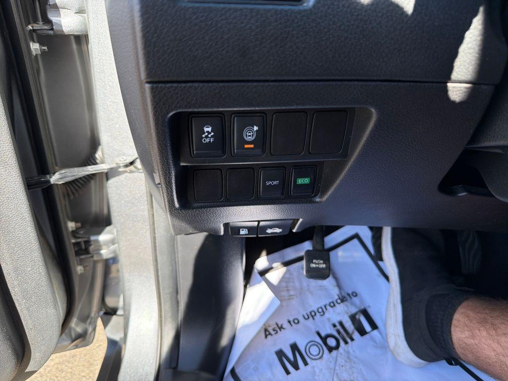 used 2017 Nissan Rogue car, priced at $14,110