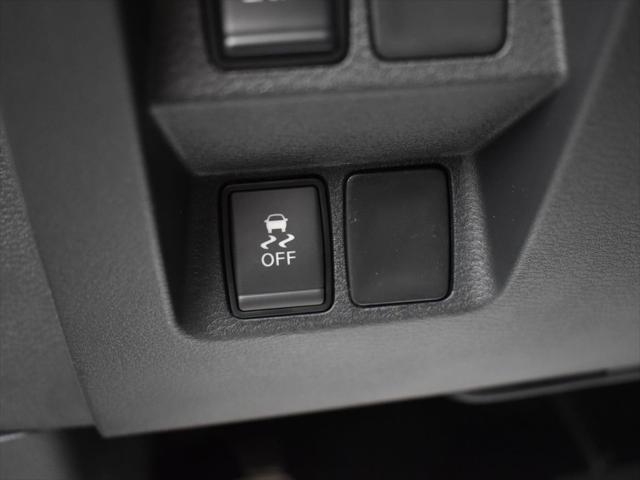 new 2025 Nissan Frontier car, priced at $33,897