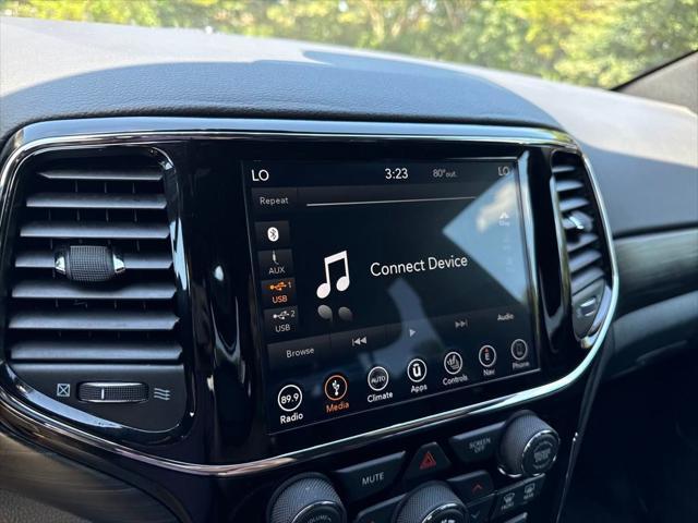 used 2019 Jeep Grand Cherokee car, priced at $17,745