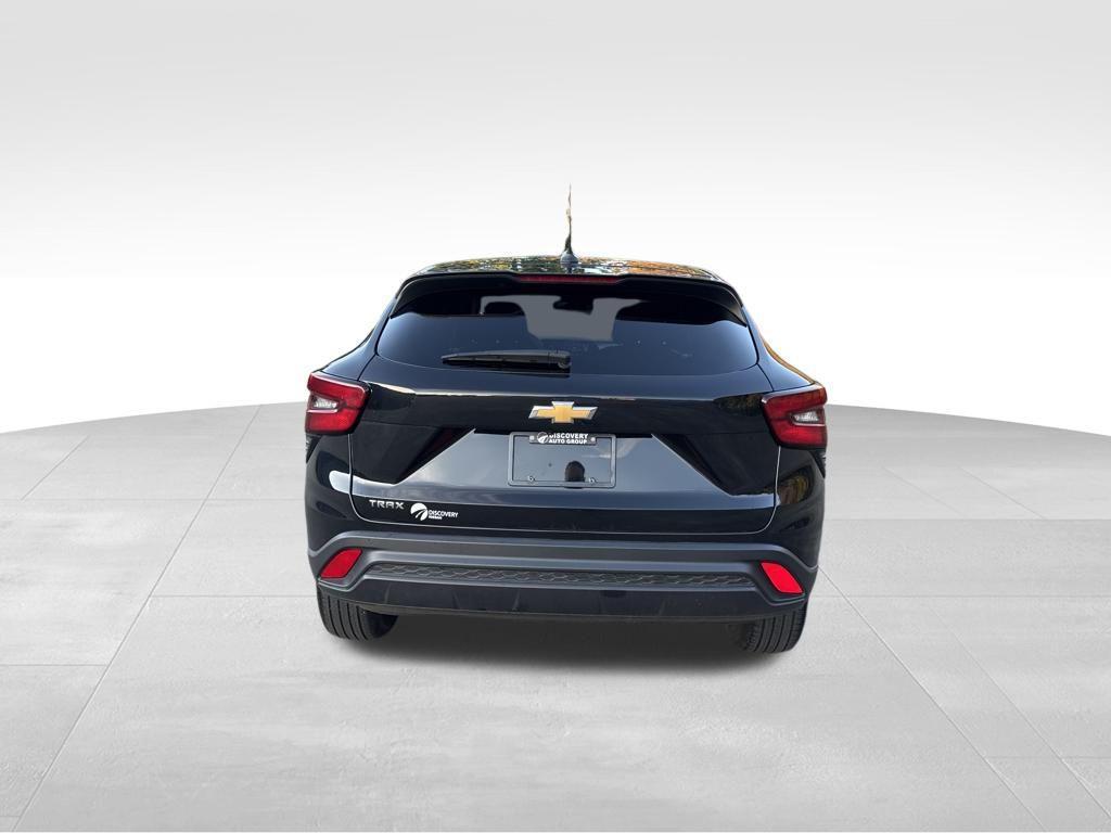 used 2024 Chevrolet Trax car, priced at $20,985