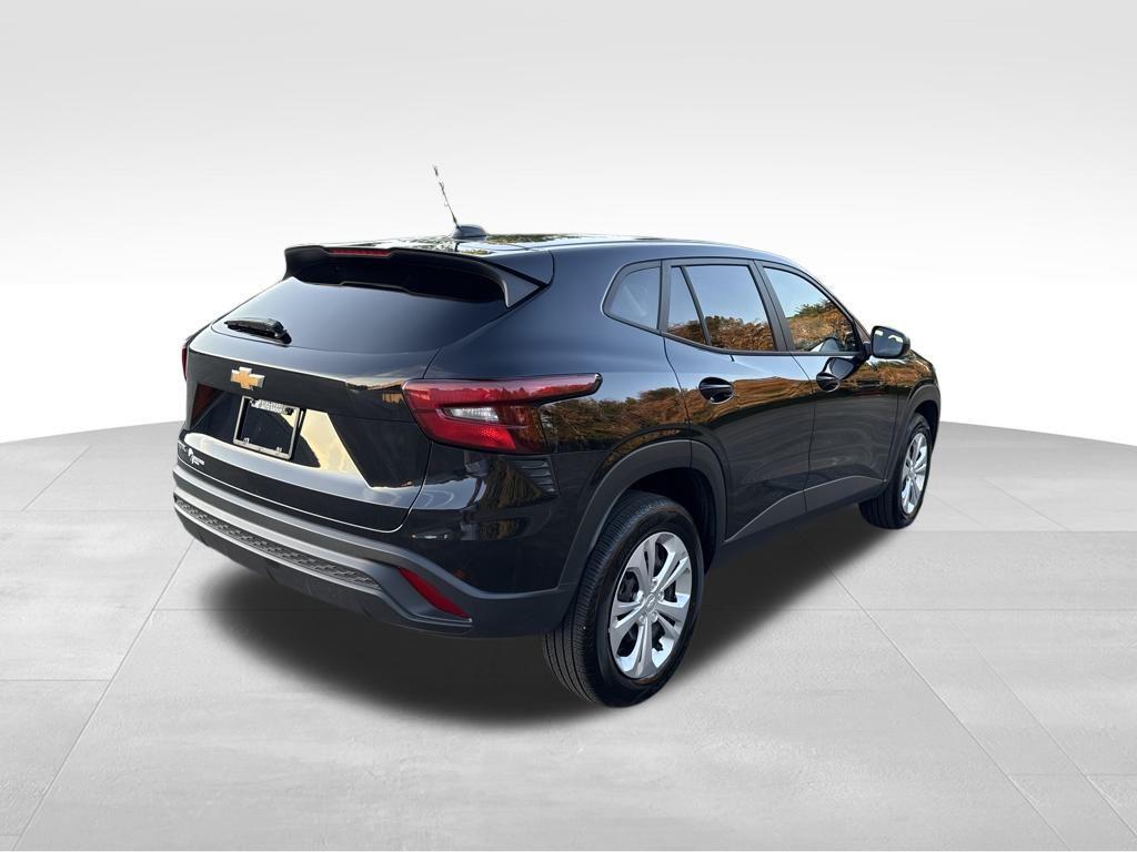 used 2024 Chevrolet Trax car, priced at $20,985