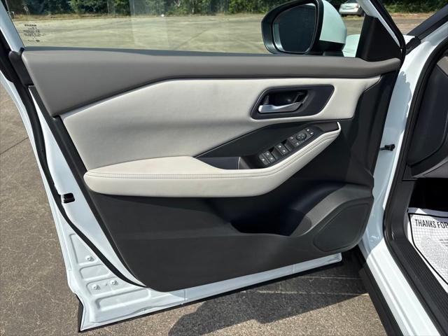 new 2025 Nissan Rogue car, priced at $30,651