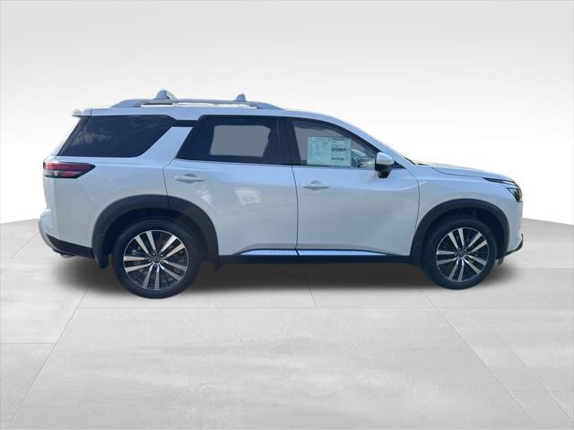 new 2025 Nissan Pathfinder car, priced at $48,709