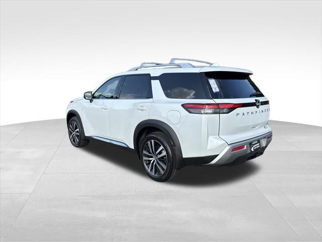 new 2025 Nissan Pathfinder car, priced at $48,709