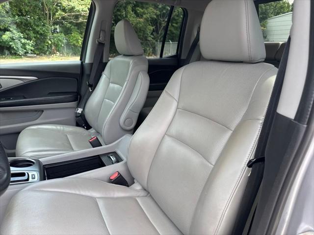 used 2019 Honda Ridgeline car, priced at $25,432