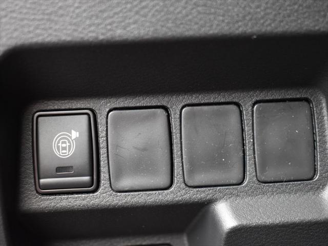 new 2025 Nissan Frontier car, priced at $41,797