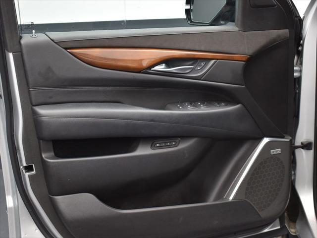 used 2017 Cadillac Escalade ESV car, priced at $25,805