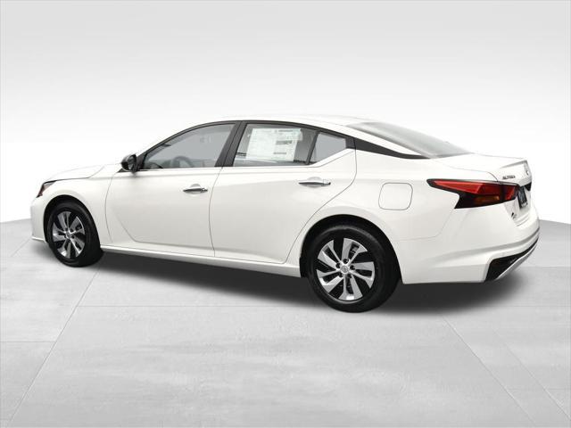 new 2025 Nissan Altima car, priced at $25,101