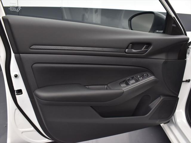 new 2025 Nissan Altima car, priced at $25,889