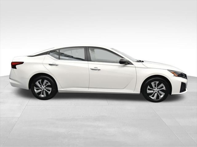 new 2025 Nissan Altima car, priced at $25,101