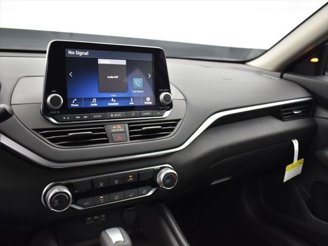 new 2025 Nissan Altima car, priced at $25,397