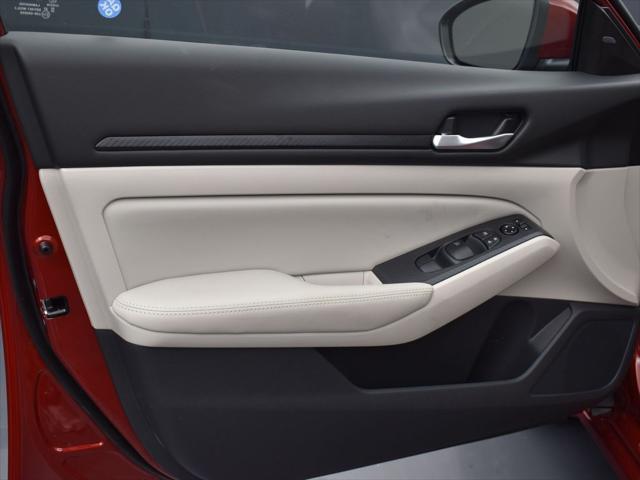 new 2025 Nissan Altima car, priced at $27,098