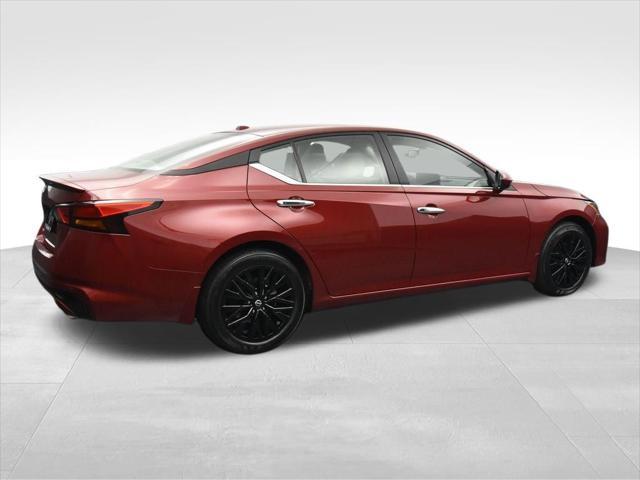 new 2025 Nissan Altima car, priced at $27,531